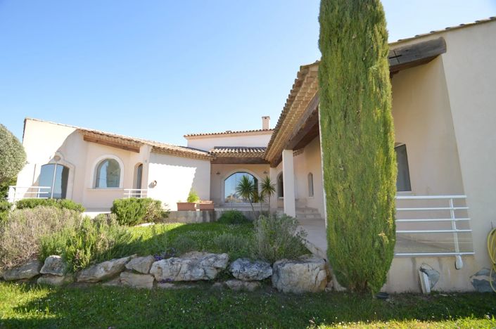 Image No.1-5 Bed House for sale