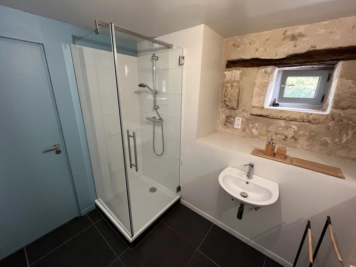 Image No.14-16 Bed House for sale