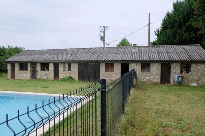 Image No.12-5 Bed House for sale