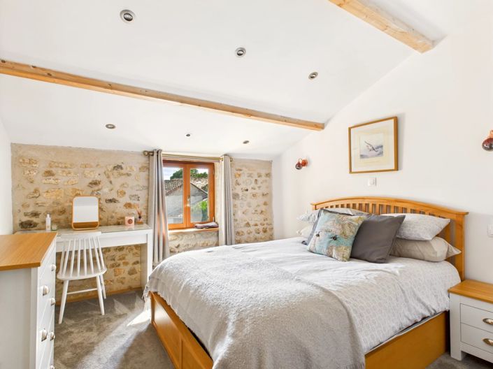 Image No.9-17 Bed House for sale