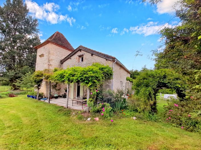 Image No.2-2 Bed Village House for sale