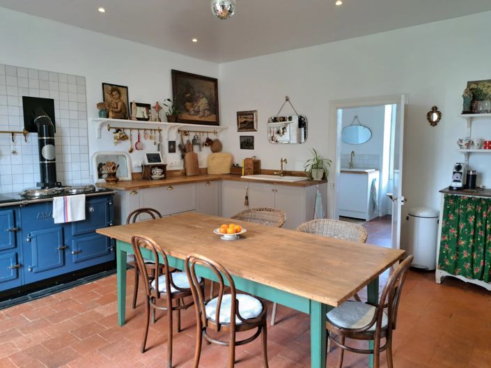 Image No.3-4 Bed House for sale