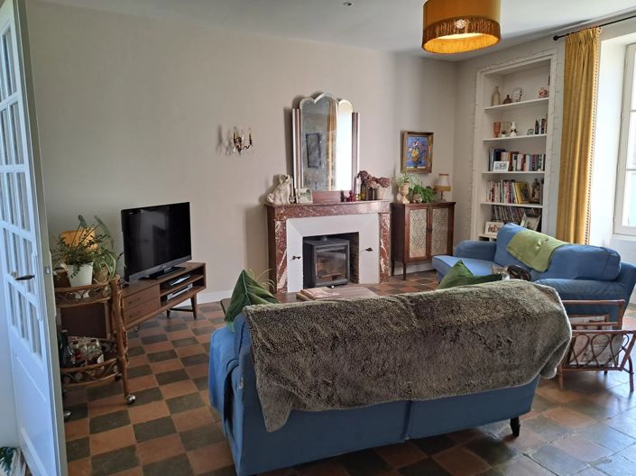 Image No.4-4 Bed House for sale