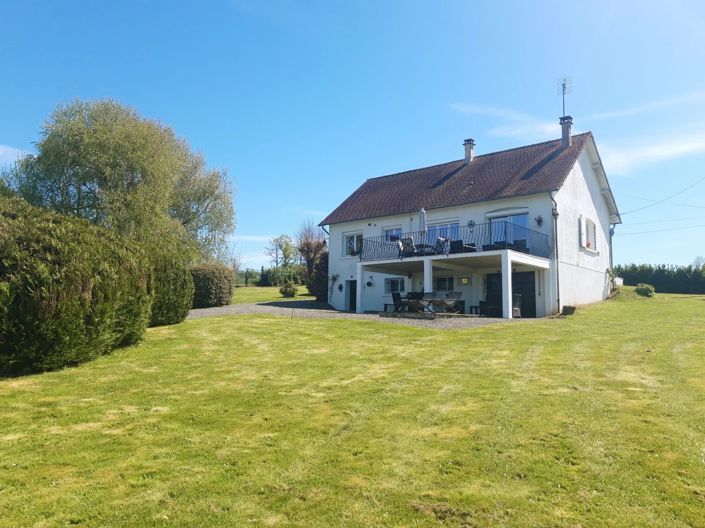 Image No.1-2 Bed House for sale