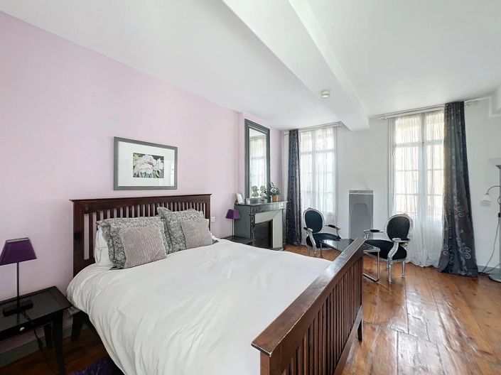 Image No.13-6 Bed House for sale