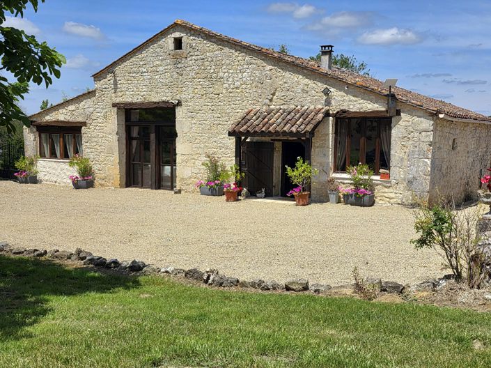 Image No.1-9 Bed House for sale