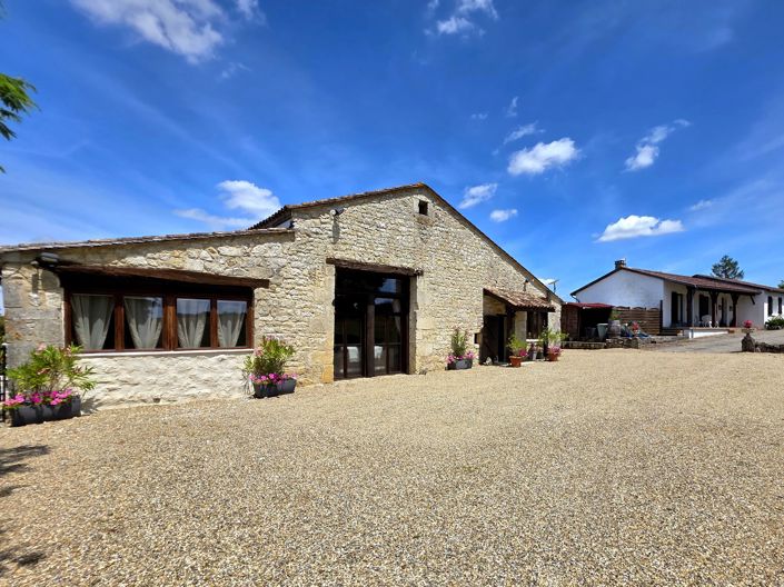 Image No.12-9 Bed House for sale