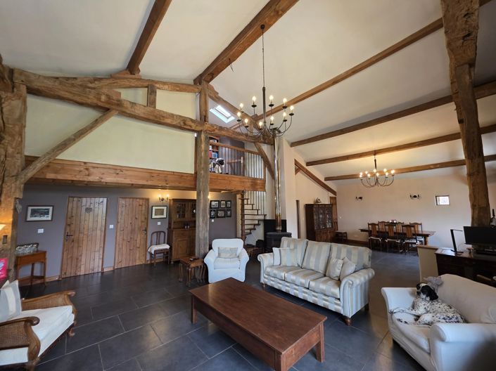 Image No.4-9 Bed House for sale