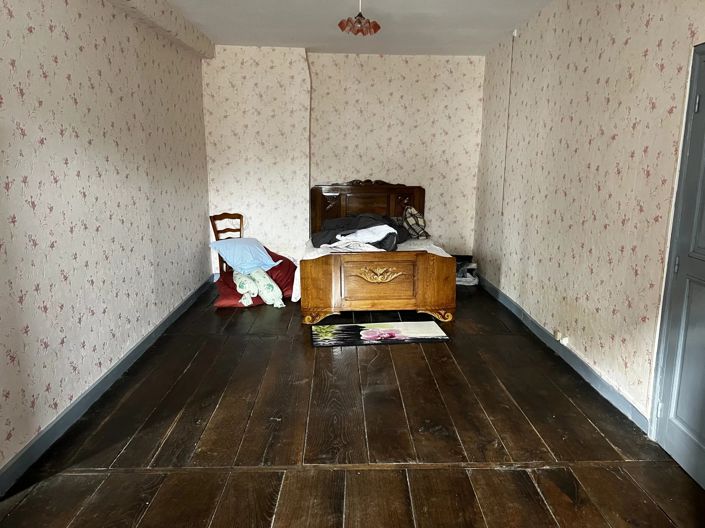 Image No.6-House for sale