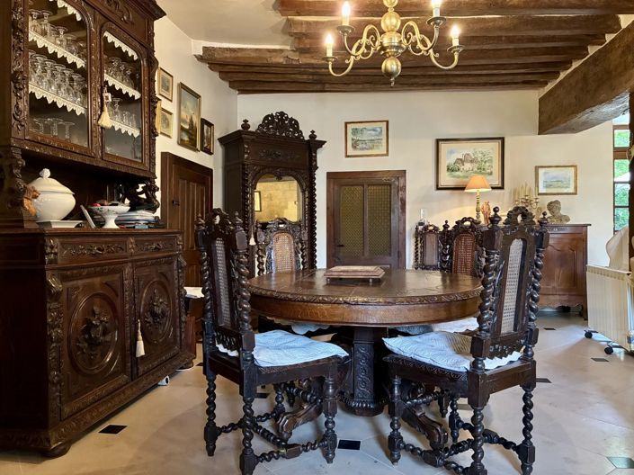 Image No.5-6 Bed House for sale