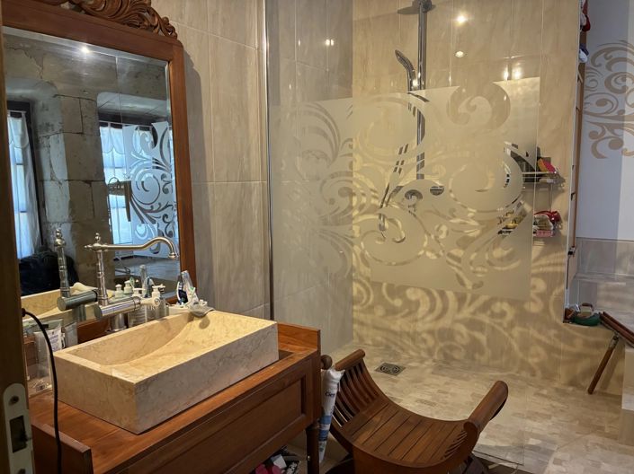 Image No.7-6 Bed House for sale