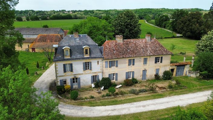 Image No.1-8 Bed Farmhouse for sale