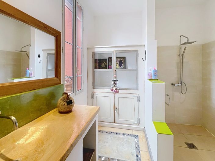 Image No.14-4 Bed House for sale