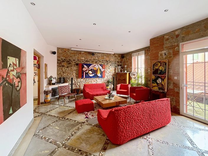 Image No.3-4 Bed House for sale