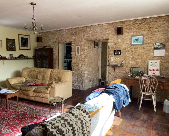 Image No.12-8 Bed House for sale