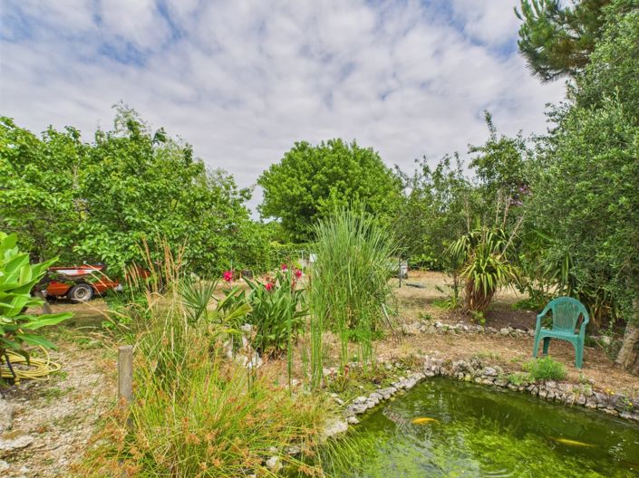 Image No.2-8 Bed House for sale