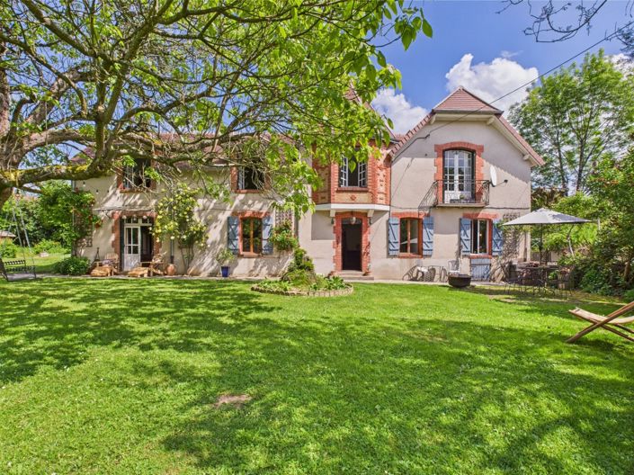 Image No.1-4 Bed House for sale
