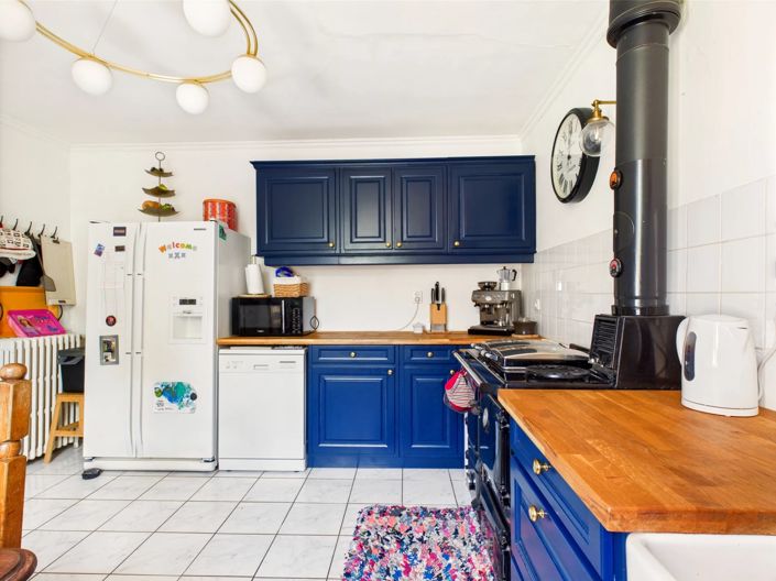 Image No.5-4 Bed House for sale