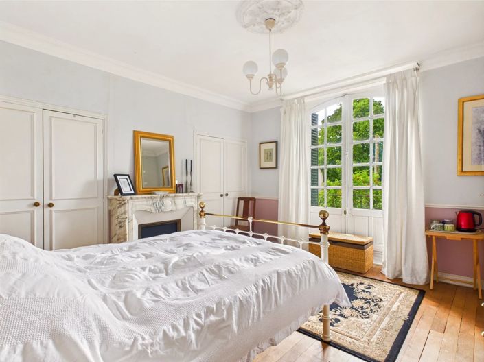 Image No.9-4 Bed House for sale