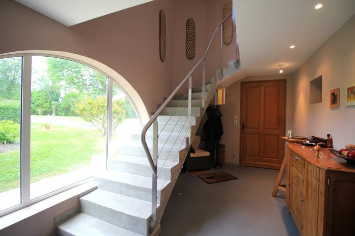 Image No.11-5 Bed House for sale