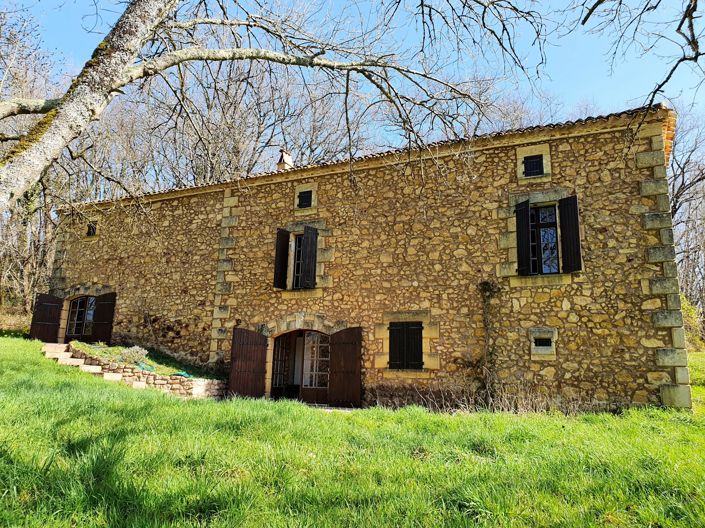Image No.1-3 Bed House for sale