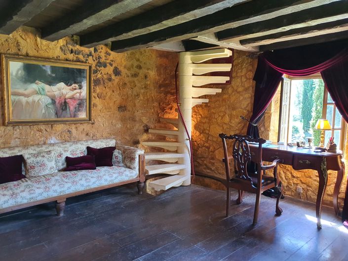 Image No.7-3 Bed House for sale