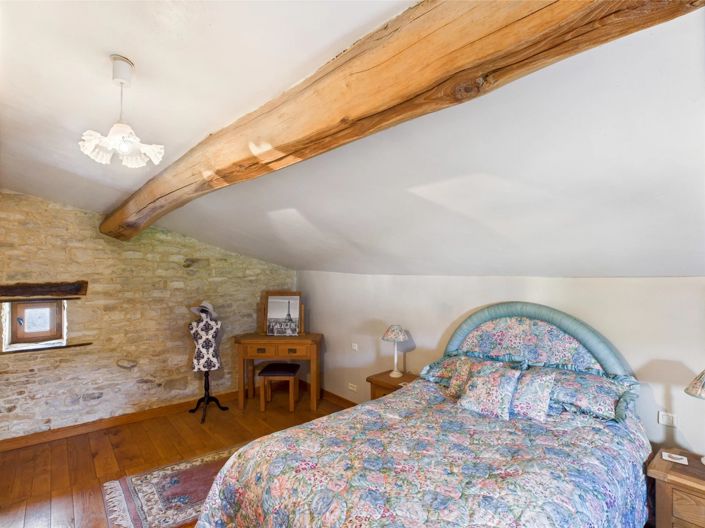 Image No.11-3 Bed House for sale