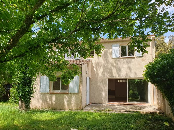 Image No.1-3 Bed House for sale