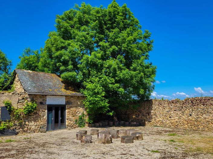 Image No.15-5 Bed House for sale