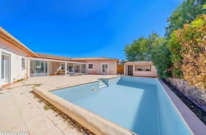 Image No.1-3 Bed House for sale