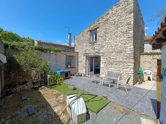 Image No.1-1 Bed Village House for sale