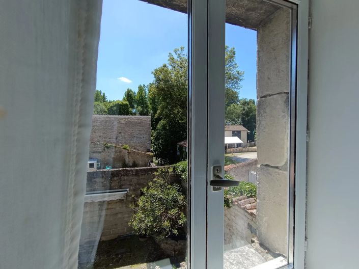 Image No.9-Maison de village de 1 chambre à vendre à Dampierre-sur-Boutonne