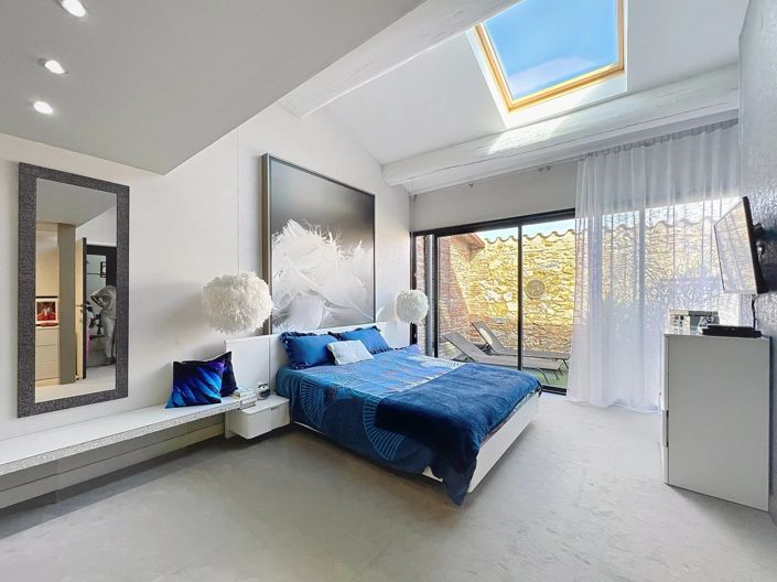 Image No.8-3 Bed Village House for sale