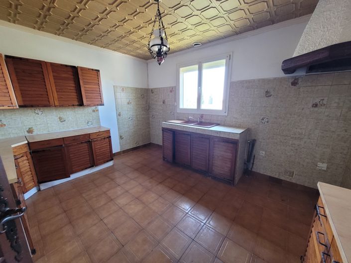 Image No.9-4 Bed House for sale