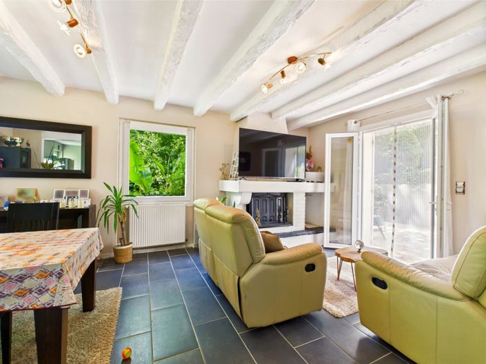 Image No.4-10 Bed House for sale