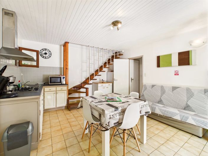 Image No.9-10 Bed House for sale