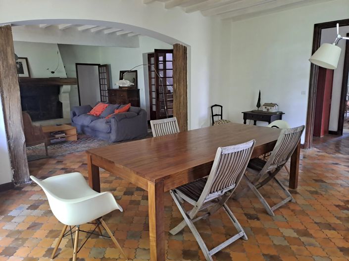 Image No.5-6 Bed House for sale