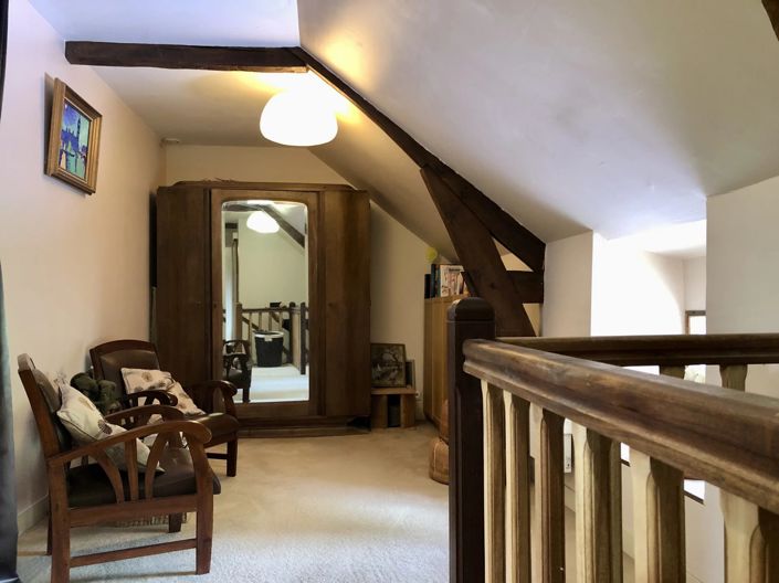 Image No.10-3 Bed House for sale