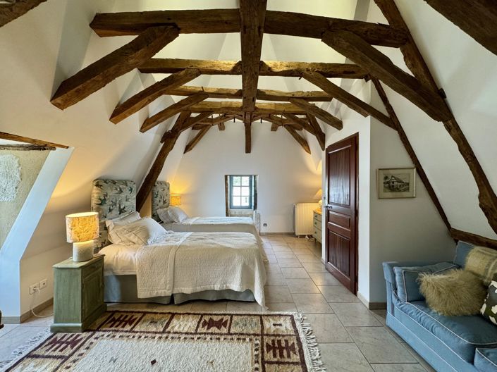 Image No.8-4 Bed Village House for sale