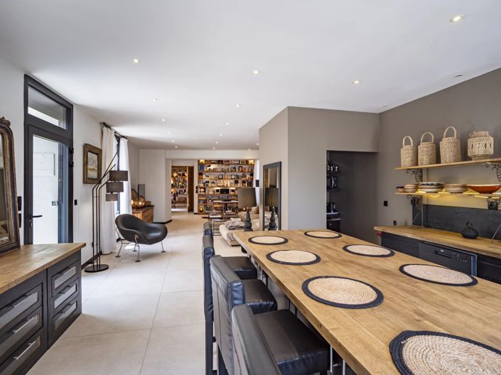 Image No.12-4 Bed House for sale