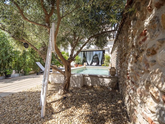 Image No.3-4 Bed House for sale