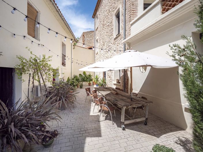 Image No.6-4 Bed House for sale