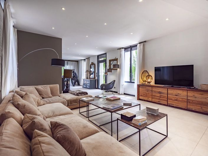 Image No.9-4 Bed House for sale