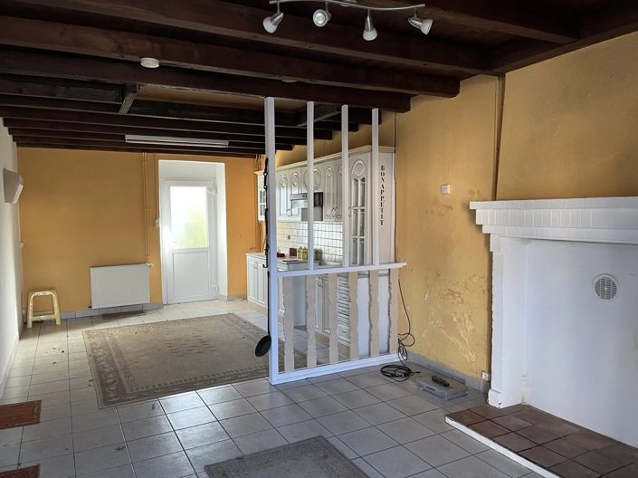 Image No.2-Maison de 2 chambres à vendre à Mézières-sur-Issoire