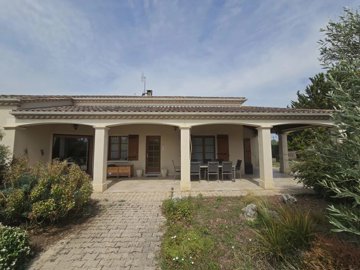 c541c0f49dbac25606235851bd0f50de5c25fa2c69400