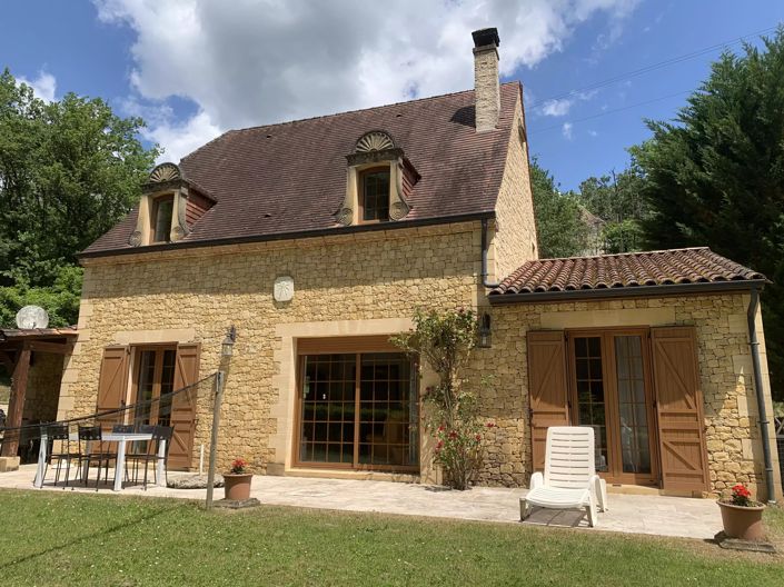 Image No.1-3 Bed House for sale