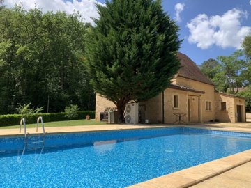 e4f3daddafc0930070520cc090e87693e874d0ce3e403