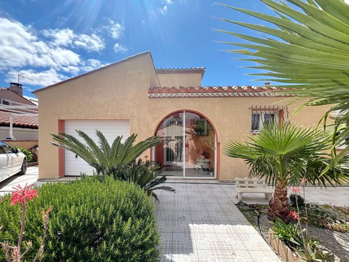 Image No.1-3 Bed House for sale