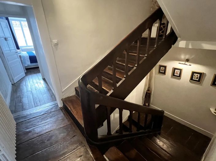 Image No.10-6 Bed House for sale