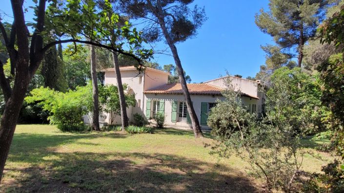 Image No.1-5 Bed House for sale